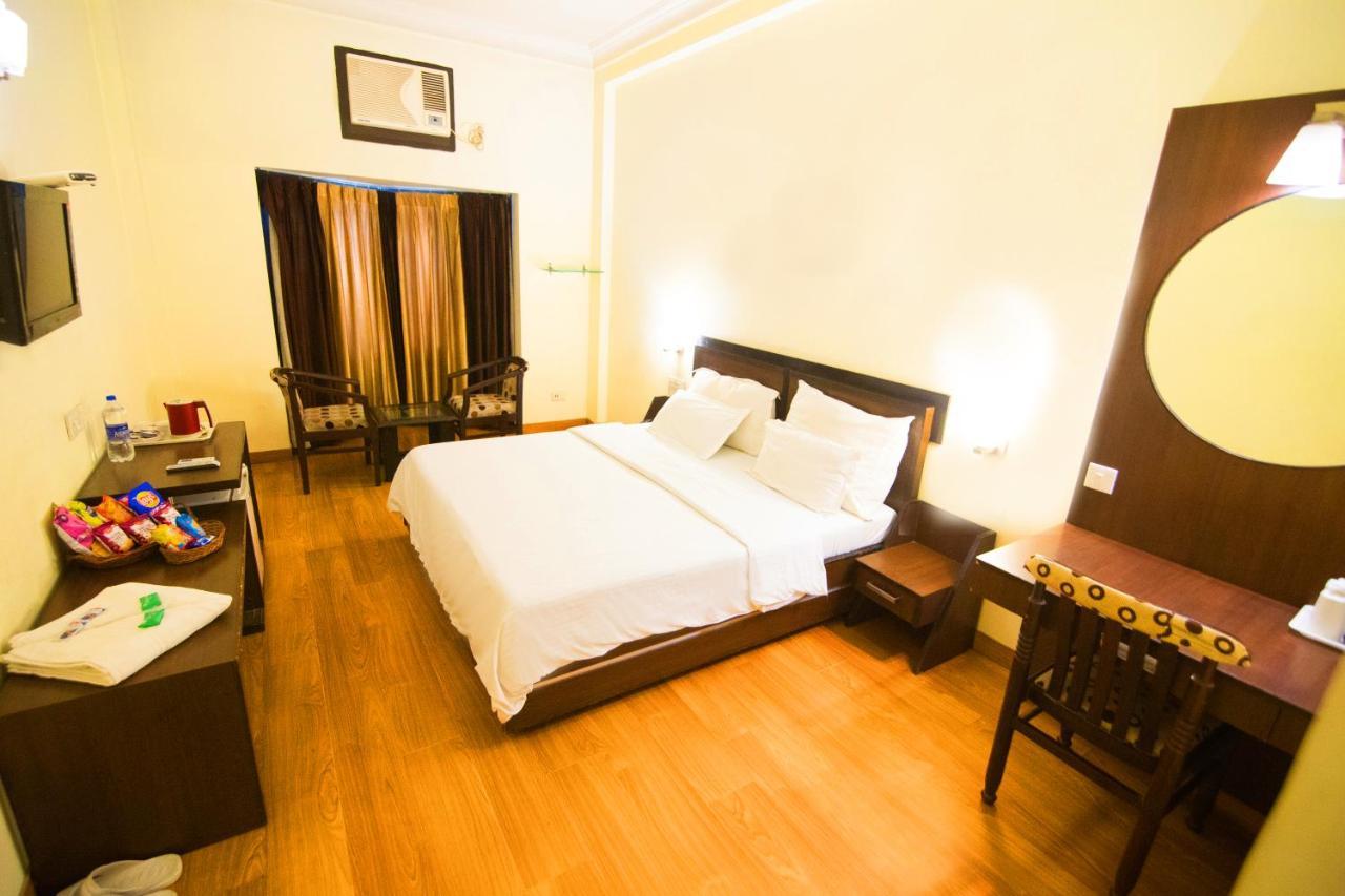 Hotel Hong Kong Inn Amritsar Esterno foto