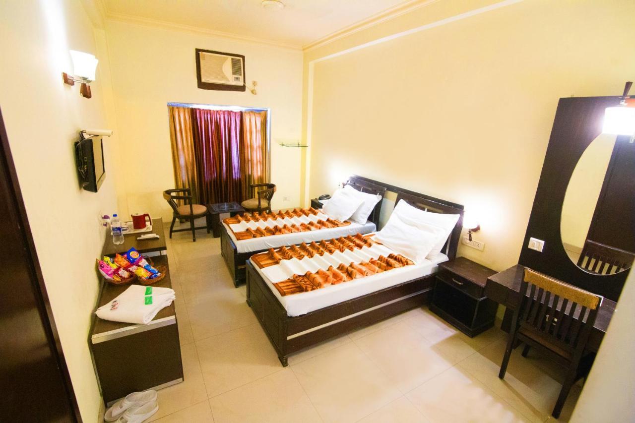 Hotel Hong Kong Inn Amritsar Esterno foto