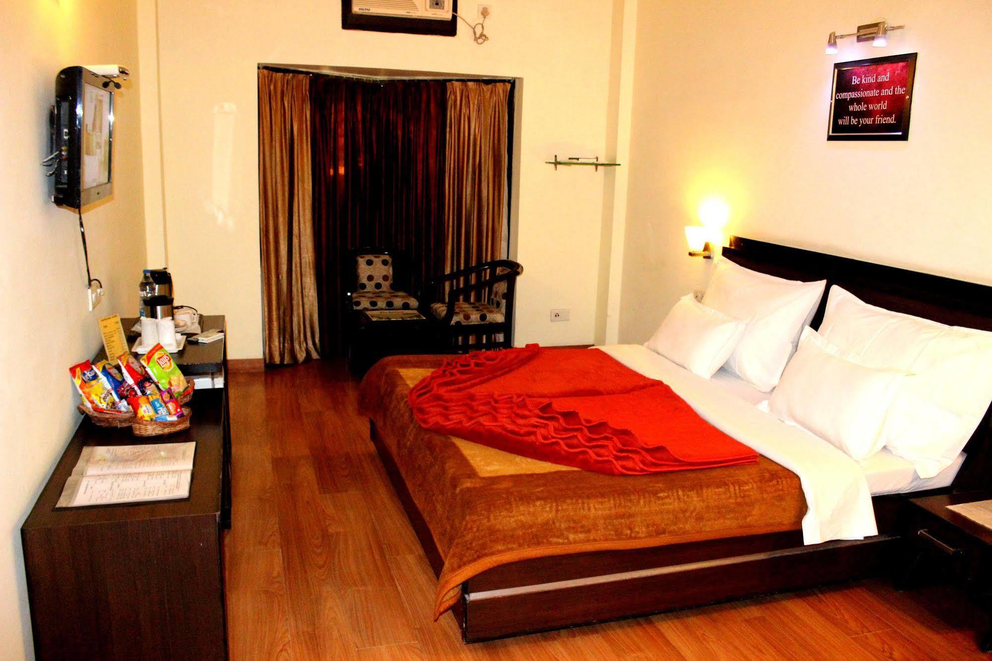 Hotel Hong Kong Inn Amritsar Esterno foto