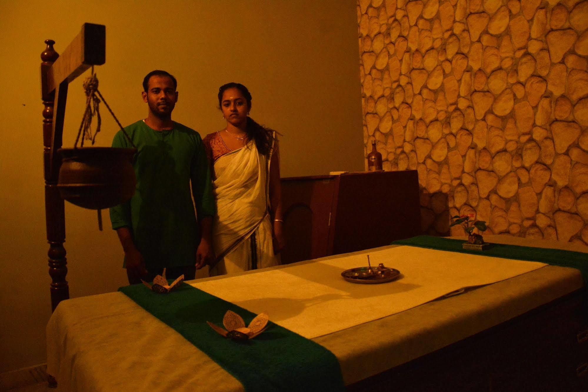 Hotel Hong Kong Inn Amritsar Esterno foto
