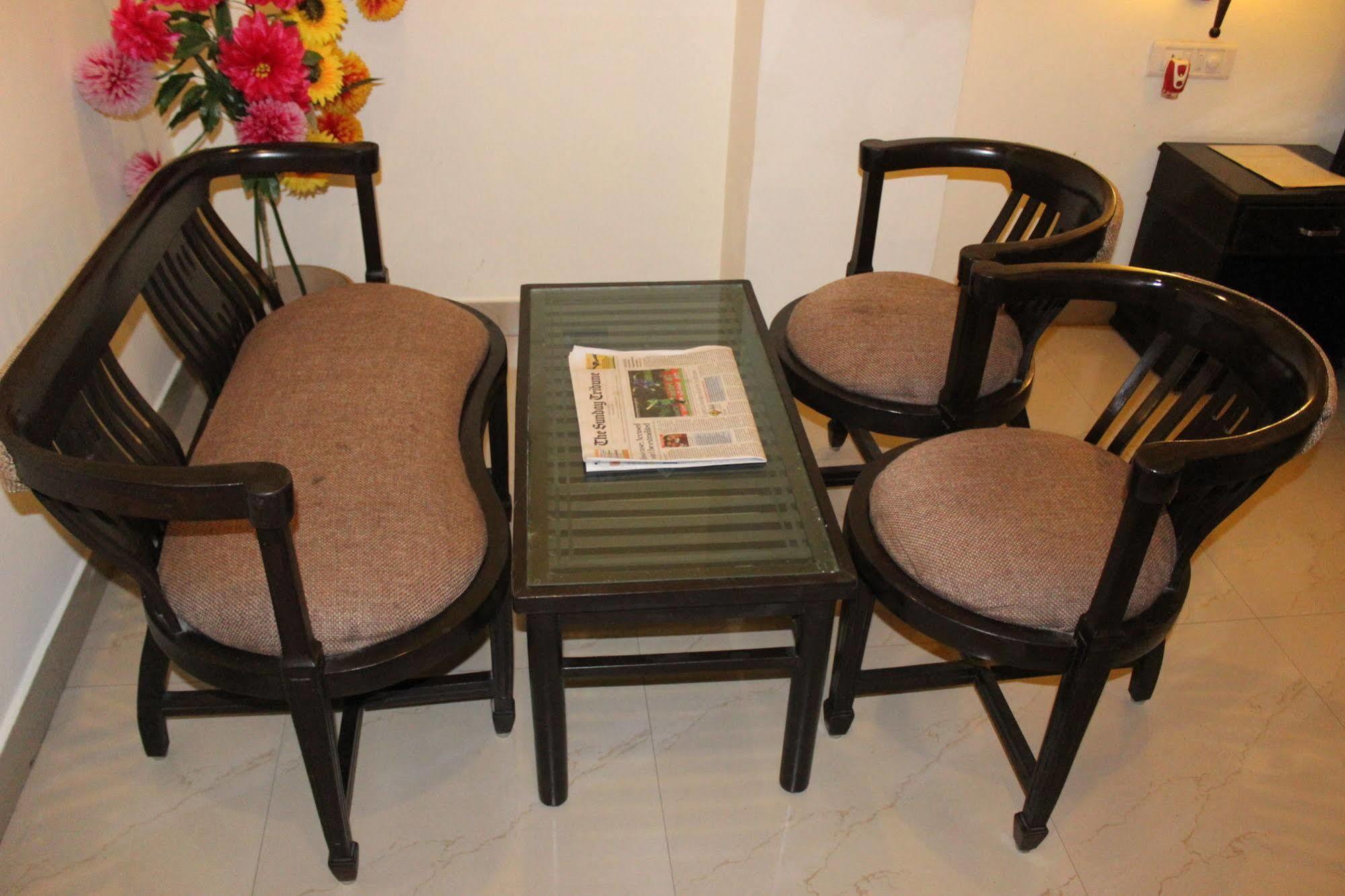 Hotel Hong Kong Inn Amritsar Esterno foto