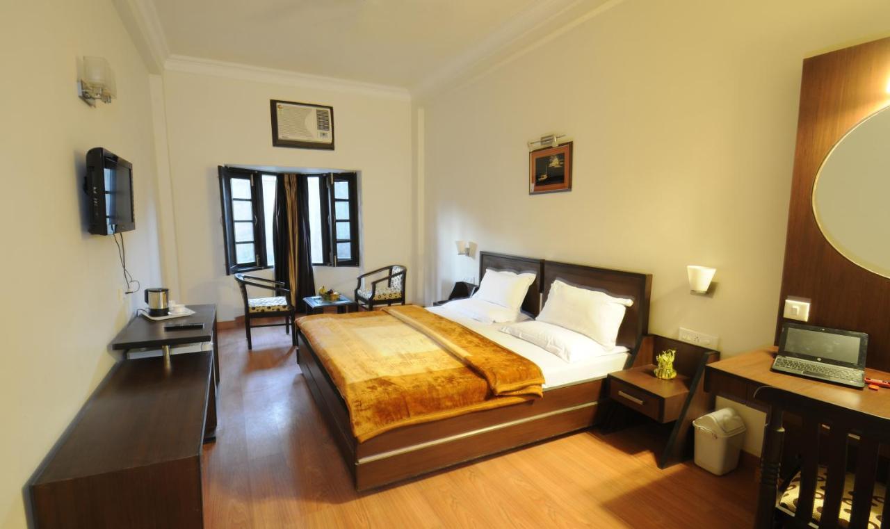 Hotel Hong Kong Inn Amritsar Esterno foto